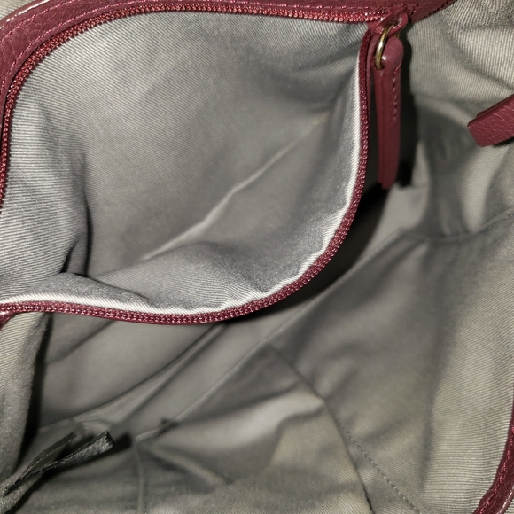 Nice purse - Picture 3 of 4